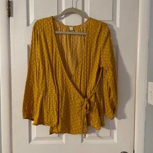 Old Navy Wrap Shirt in Mustard (L)